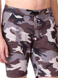 The vida Short in Camouflage